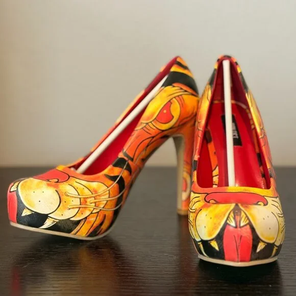 ! NWT - In Box - Iron Fist Tiger's Eye Closed Toed Platform Heels ! - Picture 2 of 6